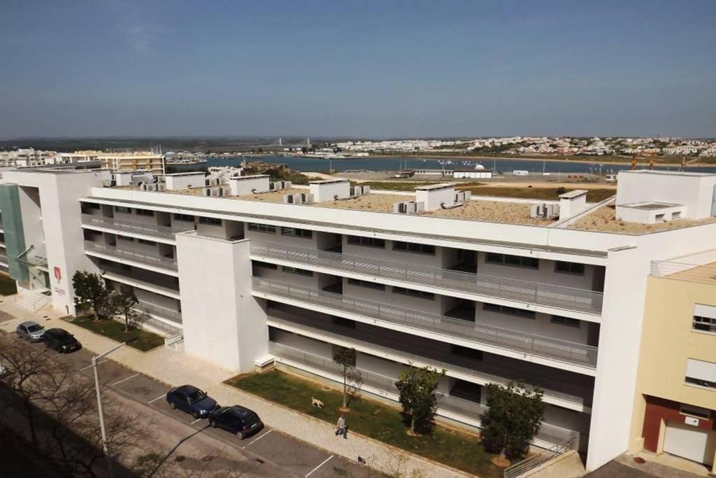 Apartamento T2 Vista Rio Arade - Portimao Luaran gambar