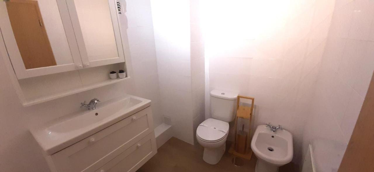 Apartamento T2 Vista Rio Arade - Portimao Luaran gambar