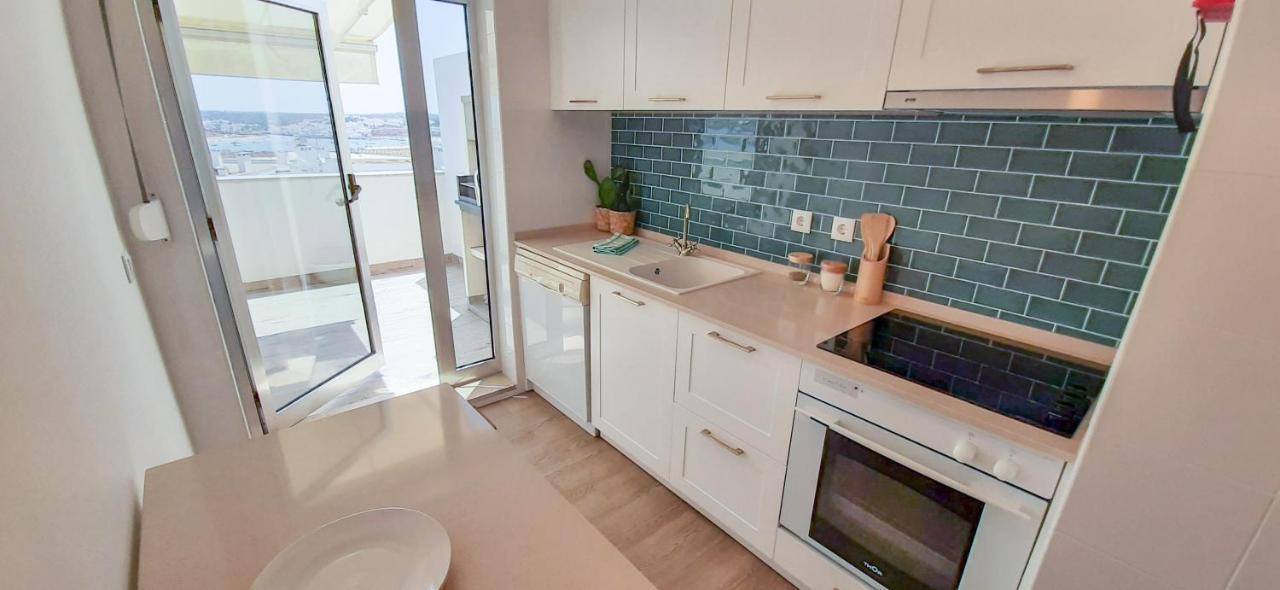 Apartamento T2 Vista Rio Arade - Portimao Luaran gambar